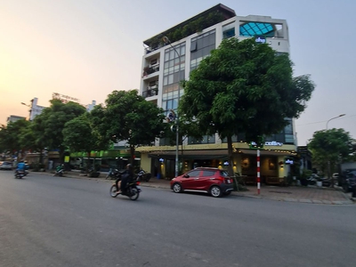 71m2 Cổ Linh, Thạch Bàn, Long Biên, Hà Nội. Nhỉnh 14 tỷ. Lh 0989894845 Bán đất khu phố Cổ Linh, Thạc 0