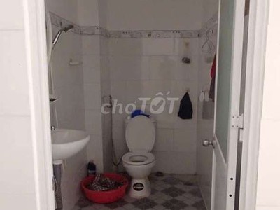 Nhà Cho Thuê DT 105m2 Có 3PN 2WC HẺM OTO ĐƯỜNG 24 LINH ĐÔNG. Giá thuê 8tr/tháng. 3