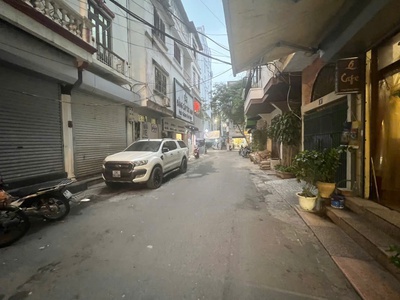 Cực Hiếm Hàng Chuối 75M2 MT 7M 5 Tầng 32.5 Tỷ -Ô TÔ -Ngõ sạch thoáng gần phố 0