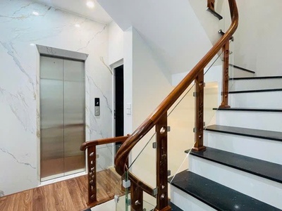 Bán siêu phẩm nhà vân hồ 4 tầng thang máy long lanh 2 thoáng hai bà trưng 2