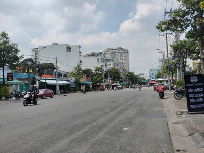 Mặt Tiền rộng 30m đường 11N khu Cư xá ngân hàng . 4x22m SH. 16,5 tỷ 0