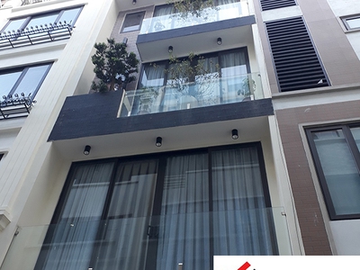 Công trình lan can kính ban công nhà phố tại quận Cầu Giấy Hà Nội 0