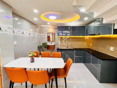 Mtkd gần đ.số 1   nhà 5tầng đẹp mới 70m  giá 9tỷ6 thông tây hội 1