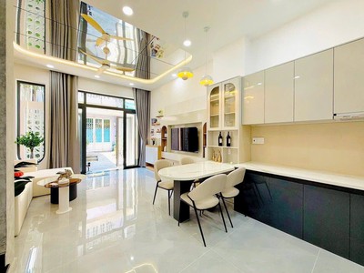 Tổ ấm vợ chồng trẻ ni sư huỳnh liên, bảy hiền tân bình, 35m , 2 tầng 3 phòng ngủ giá 4,25 tỷ 0