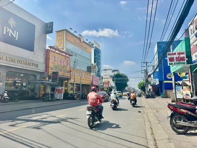 Nhỉnh 18 tỷ có mtkd 4 lầu sầm uất nguyễn ảnh thủ q12 ngang 5m 155m2 kd cực tốt. 1