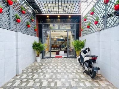 Mtkd gần đ.số 1   nhà 5tầng đẹp mới 70m  giá 9tỷ6 thông tây hội 4