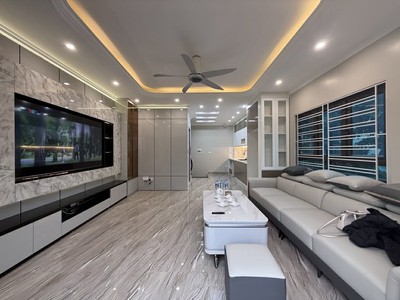 Bán nhà cổ linh, lô góc, 6 tầng thang máy, ôtô vào nhà 2