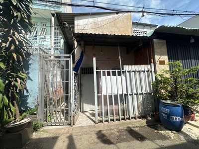 Bán nhà hxh nguyễn thị kiểu, q.12, 4x17m, 68m2, 4pn/nhỉnh 3ty 2