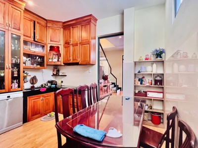 Bán nhà đường số 6, phường linh tây, thủ đức, tp hcm. dt 72m2, sh, 7.99 tỷ. lh: 0933125879 2