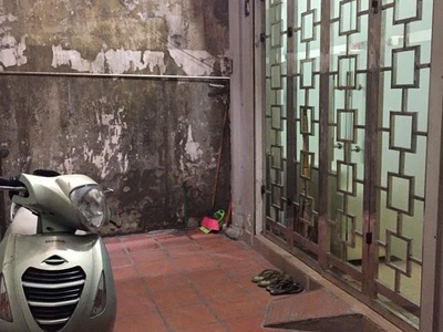 Cho thuê nhà nguyên căn ngõ 67 trần xuân soạn, 36 m , 4 tầng, 4 phòng ngủ. 13,5 triệu 0