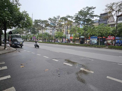 Bán nhà phố ngọc lâm long biên - 11 tỷ - 42m2 - 5 tầng - ô tô - kinh doanh full nội thất 0