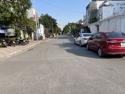 Tuyệt Phẩm 140m2 KĐT 31ha Trâu Quỳ: Góc VIP Nhất - Gần Hồ UBND - Cộng Đồng Sếp Lớn Ở 0