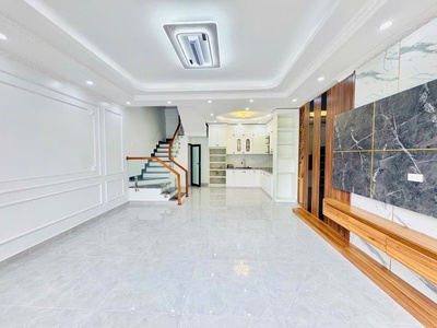 Bán nhà Phương Lưu, oto vào nhà, ngõ thông các ngả nhà đẹp tuyệt vời 3