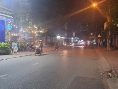 Bán nhà đường hồ bá phấn, phước long a, 9, tp hcm. dt 130m2, 2 tầng, 4pn, giá 9,8 tỷ, sổ hồng. liên 0