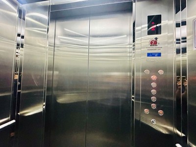 Mặt tiền yên thế tân bình   6 tầng thang máy   nhà đang cho thuê   giữ tiền cực tốt   giá 13,5 tỷ 1