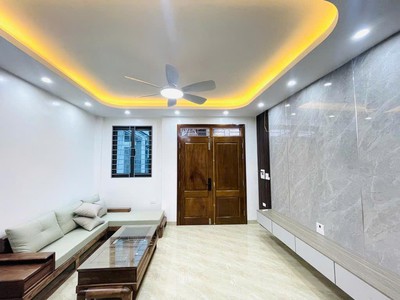 Bán nhà phan đình giót   hà đông  giá chỉ nhỉnh 8 tỷ   chỉ việc xách vali về ở 0