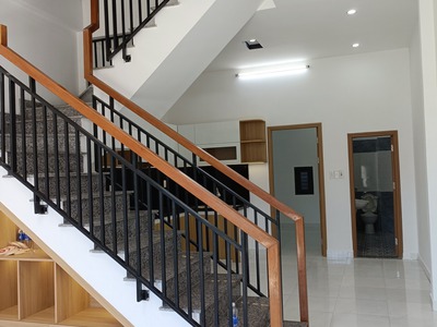 Bán nhà 2 tầng kiệt ô tô vào đến nhà k82 nguyễn lương bằng 2