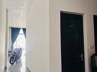 Chính chủ vỡ nợ cần thanh lý nhà cấp 4 mặt tiền gần bưu điện xã phong phú BC 4