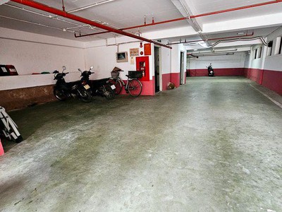 Tòa vp 10 tầng mặt phố nguyễn sơn 220m2, mt9m - dòng tiền 350tr/tháng - 139 tỷ 2