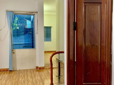 Lê đại hành giao nguyễn hữu thọ, khuê trung cẩm lệ, nhà 3 tầng mặt tiền kinh doanh. 2