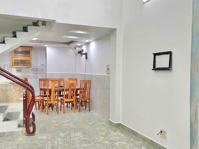 Nhà giá rẻ quận 9- gần metro-4 tầng-an ninh-sổ riêng-sát chợ -chỉ 5,85tỷ 0