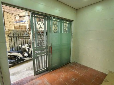 Bán nhà kim ngưu 30m2. 4 tầng. mặt tiền 4.1m. giá 7.4 tỷ hai bà trưng hà nội 0