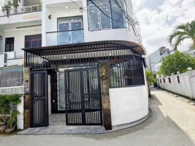 Bán nhà góc 2 mặt tiền mới xây phường phước long nay là nam nha trang 0