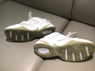 Đôi giầy Nike size 44 chính hãng Made in Indonesia rất mới 1