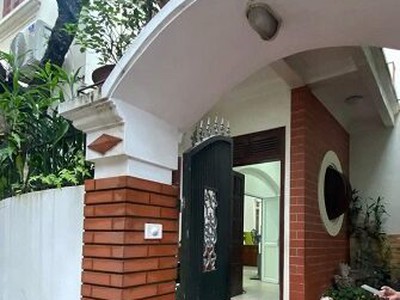 Chính chủ cho thuê căn hộ khép kín tầng 1 số nhà 60a ngõ 141 trích sài hoặc 60a ngõ 376-378 thuỵ 0