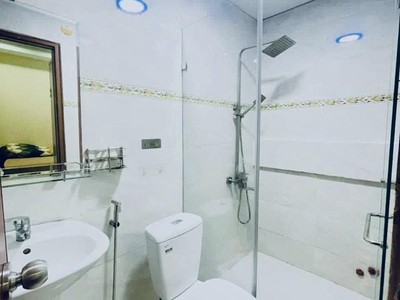 Bán nhà quận 3   đường 3/2   hẻm 4m liên thông   4 tầng   sân thượng   giếng trời   30m    4pn 2