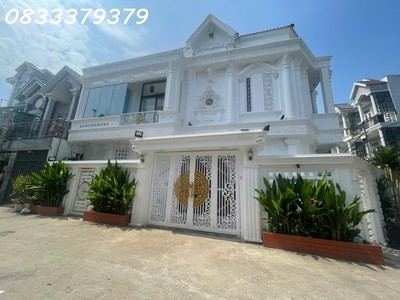 Bán nhà phố cao cấp tt nhà bè giá tầm trung chất lượng cao cấp 0