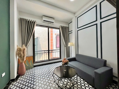 Cho thuê ccmn đẹp 100 thoáng sáng ngõ 82 kim mã, ba đình 0