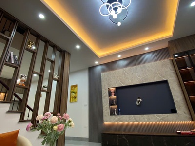 Bán nhà ngọc lâm 50m 4 tầng 5 ngủ full nội thất 2