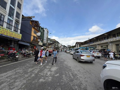 Bán lô đất trung tâm đường n1 - đối diện chợ sapa 100,5m2 full odt 0
