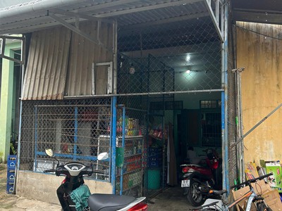 Bán nhà cấp 4 trung tâm quảng ngãi gần quảng trường 1.95 tỷ 3