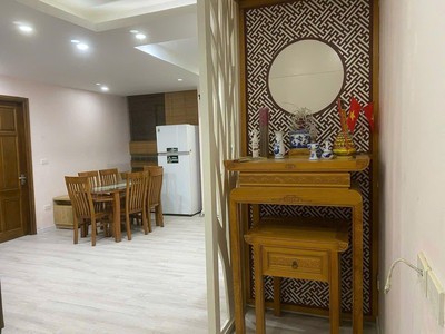 Cho thuê chung cư VOV Mễ Trì, 80m 2 phòng ngủ, đủ đồ 12 triệu 3