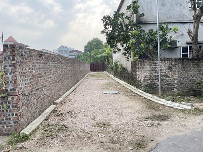 Cần bán 50m2 đất thôn Thuận Tốn, Bát Tràng. Đường 2,5m, cách 15m ra đường ô tô tránh đỗ 5