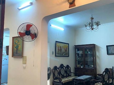 Ngõ 299 đường hoàng mai bán 82M tặng nhà lô góc 7 chỗ quay đầu kinh doanh 2