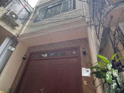 Nhà HÀO NAM 33m MẶT TIỀN 4.2m Ngõ thông thoáng, gần phố 0