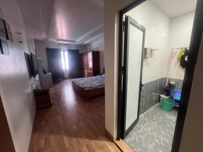 Bán nhà độc lập dân xây ngõ oto đỗ cửa đường Phương Lưu 0