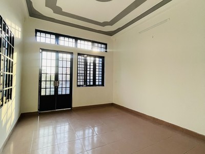 giảm sốc 800 triệu nhà mặt tiền dĩ an chỉ 8,2 tỷ 1