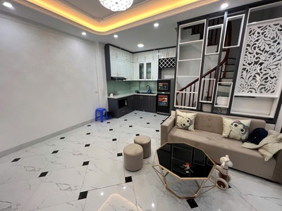 Bán nhà 5 tầng 3 ngủ cực đẹp tại ngõ 373 ngọc hồi, thanh trì 0