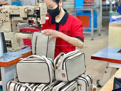 Xưởng sản xuất đồ da thật - bán tết cực chạy 0