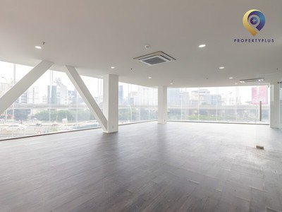  cho thuê tòa nhà văn phòng   4 tầng nổi   sàn trống suốt 2