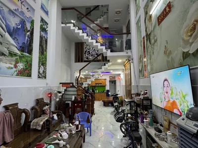 T1693 giảm 410tr nhà chiến lược bình tân, shr, vuông, hxh, 5 tầng, 4x16m, 6.x tỷ 1