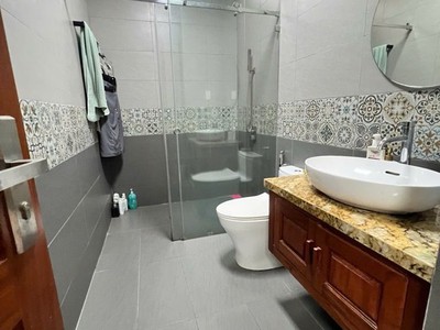 Siêu phẩm nhà sát kho xăng dầu - kiên cố - 81m2 8.x tỷ 1