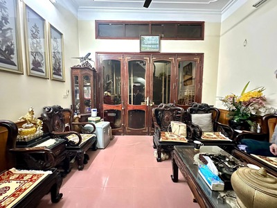 Phân lô vỉa hè, ôtô đỗ tránh phố hoàng quốc việt 45m, 4t, giá 21 tỷ - ngõ thông tứ phía - kinh 1