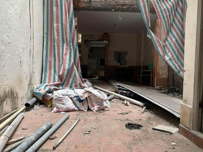 Bán nhà cũ giá tốt, 13.6 tỷ, 77m2, 2 mặt tiền 4.5m, sổ chính chủ, ko quy hoạch 2