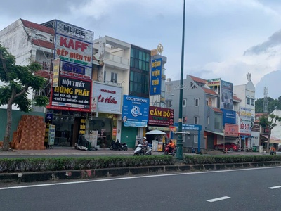 Cho thuê nhà nguyên căn mặt bằng đường lê văn việt q.9 cũ vị trí đắc địa đối diện vila hill 1