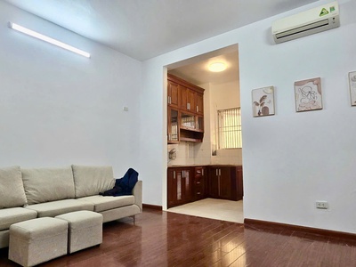 Cho thuê căn hộ tầng 3 khu chung cư vĩnh hoàng,80m , 2 phòng ngủ, 2 vệ sinh. 10,5 triệu 1